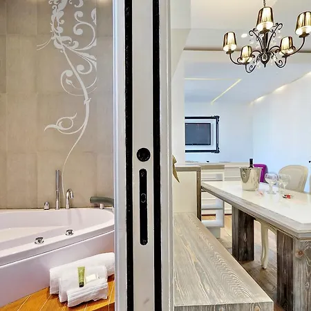 Design Paulina 300 Mt From Colosseum Appartement Rome
