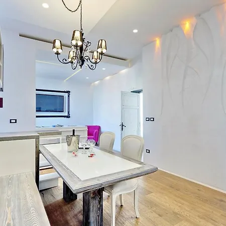Design Paulina 300 Mt From Colosseum Appartement Rome