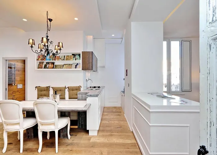 Design Apartment Paulina 300 Mt From Colosseum